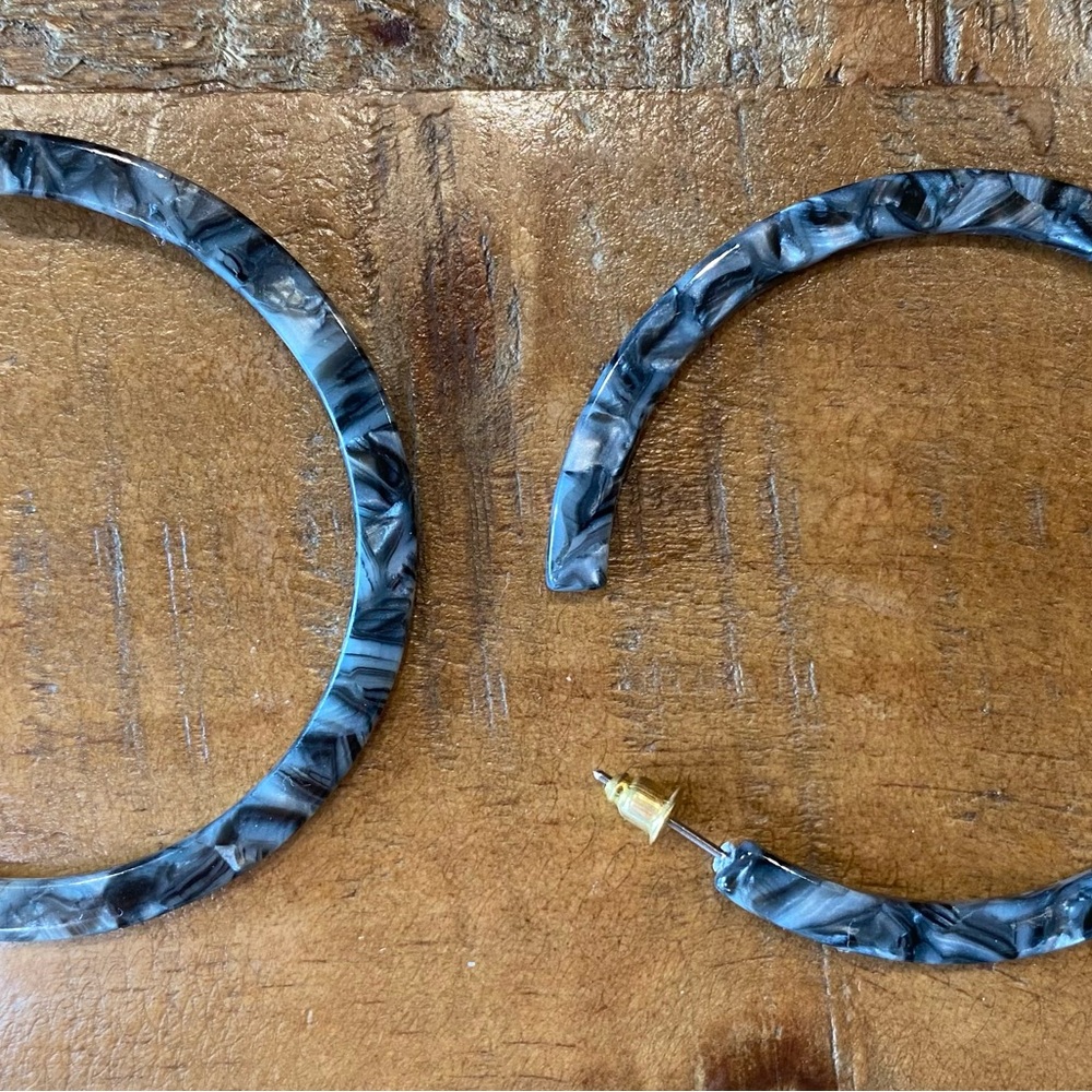 Marbled Black and Gray Hoop Earrings
